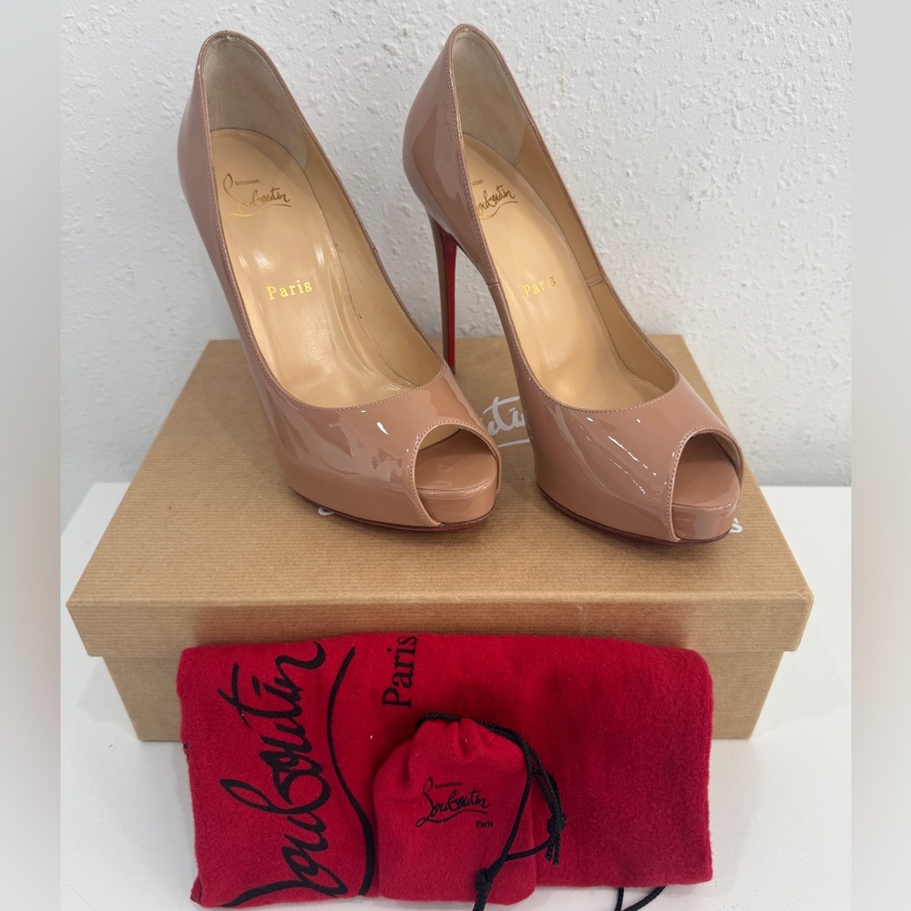 Christian Louboutin New Very Prive Nude 120 Patent Heels